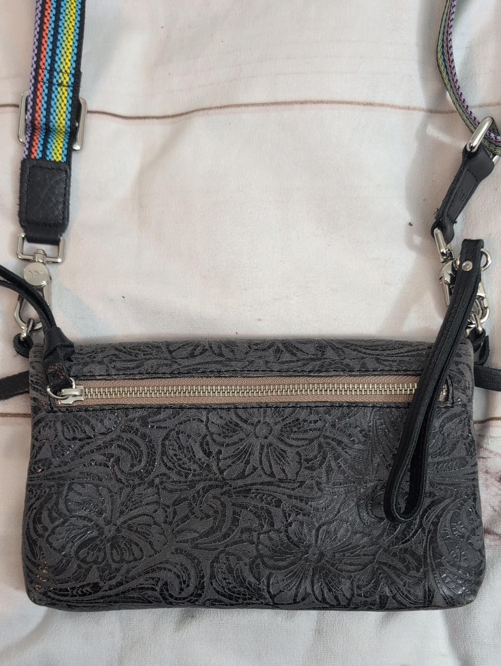 Consuela Women's Steely Uptown Leather Crossbody Bag Black And Sparkly - Picture 11 of 12